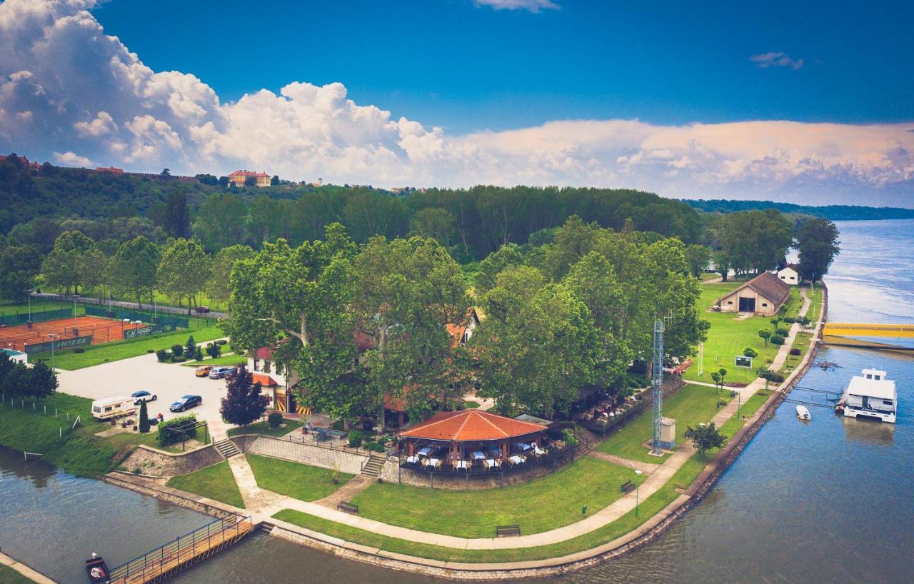 Hotel Dunav Uyluk Dış mekan fotoğraf