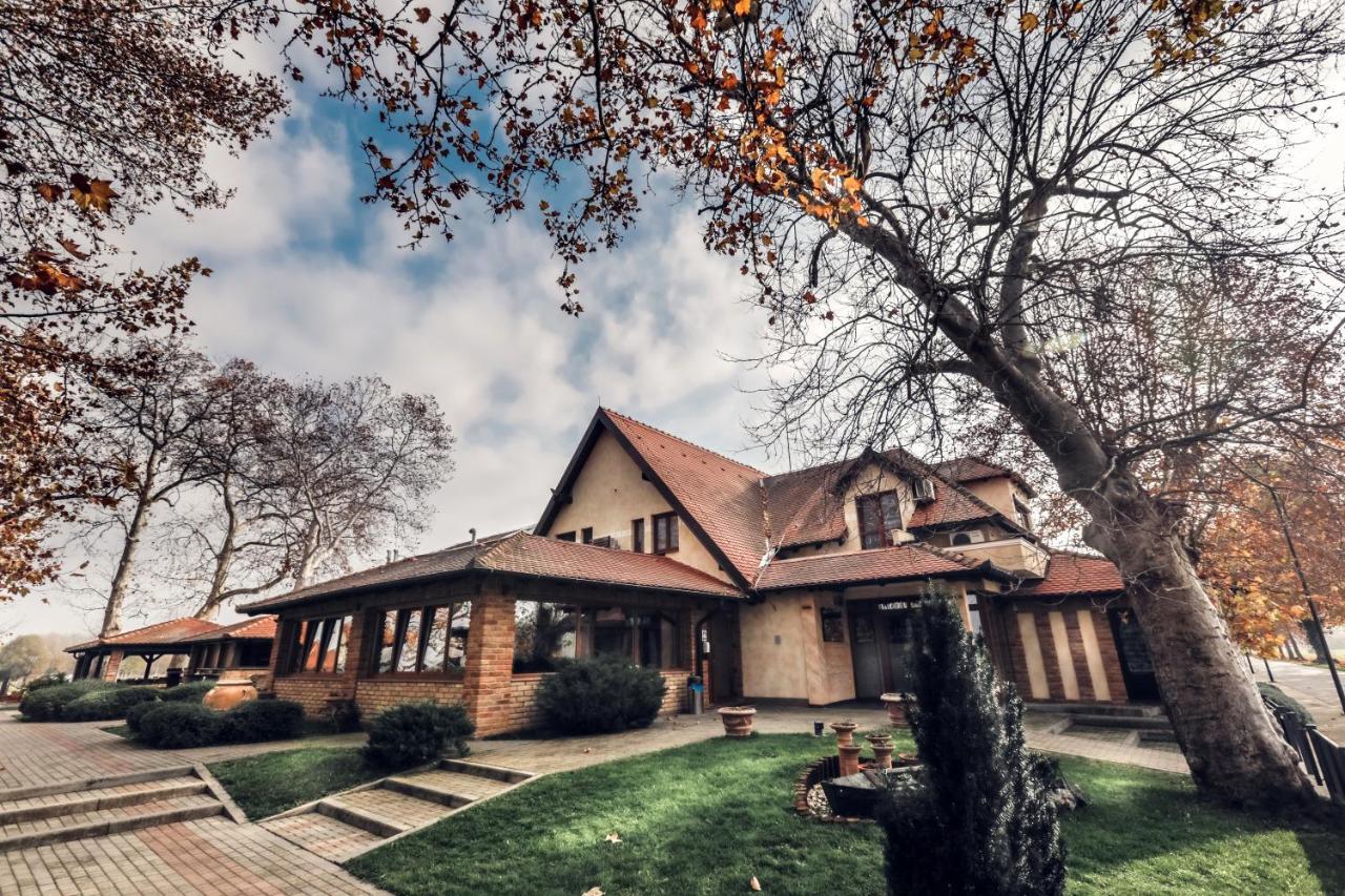Hotel Dunav Uyluk Dış mekan fotoğraf